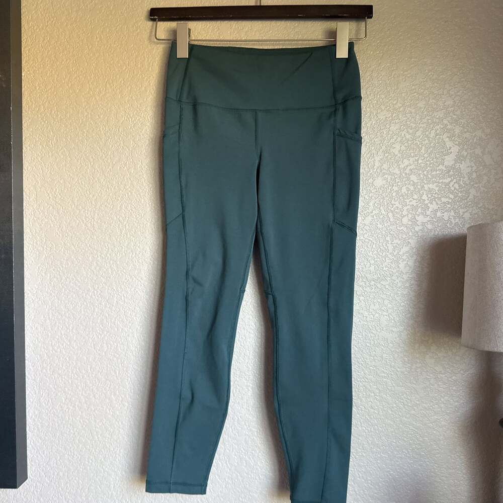 Yogalicious Lux Everyday High Waist Capri Legging, Emerald Green, Size Medium